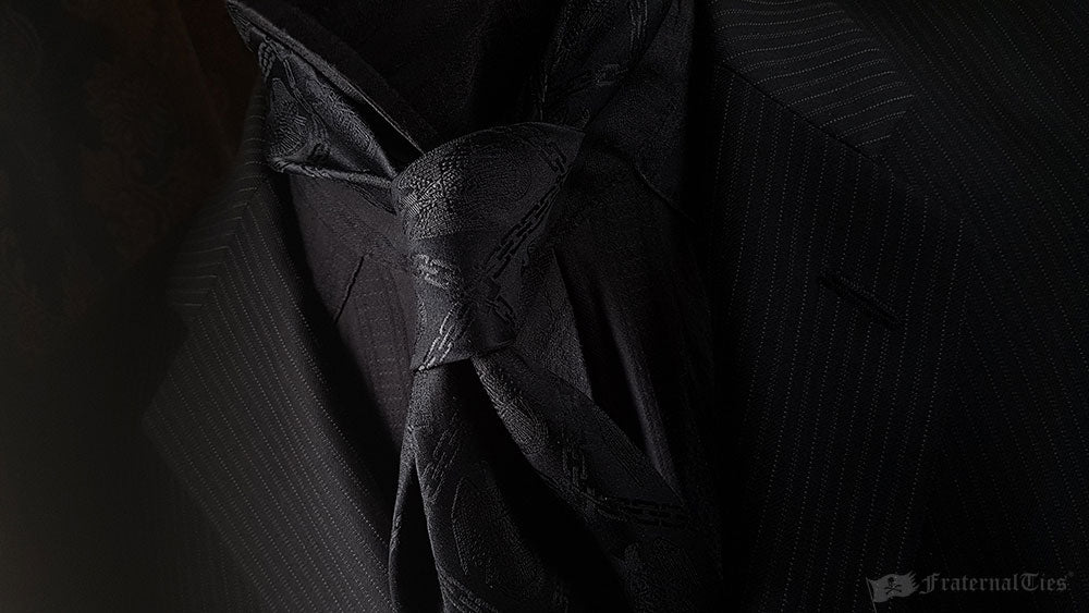 Chain of Union: 32º Scottish Rite Freemasons Necktie, Black Edition