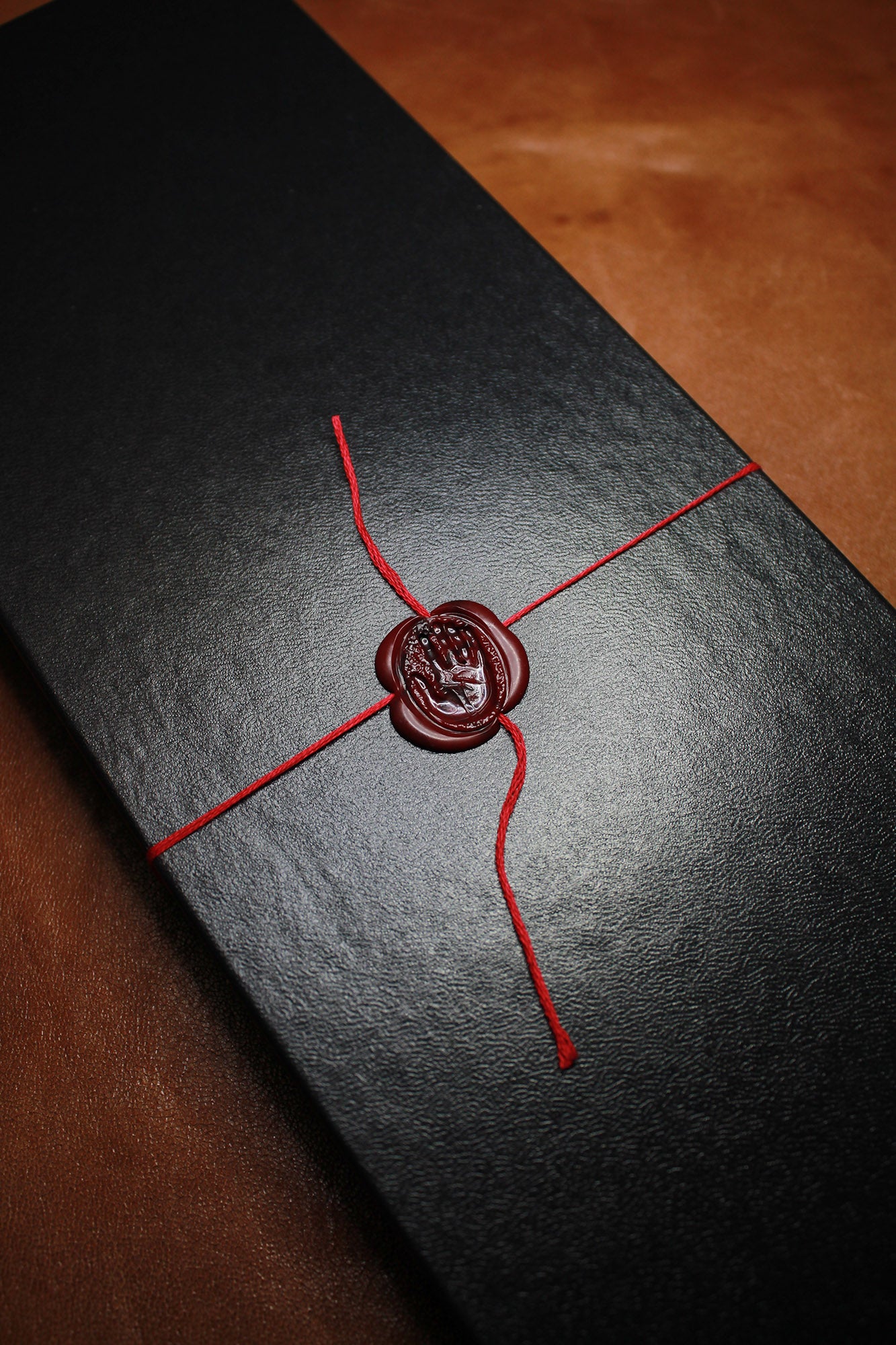 COMBO: Necktie and Cravat in One Box